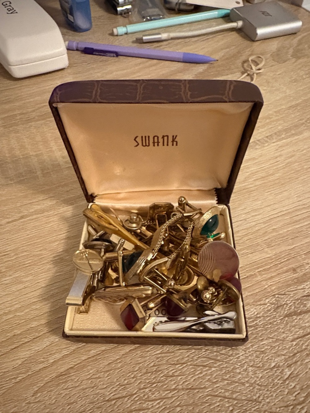 Assorted Gold Tone Men's Cufflinks Set